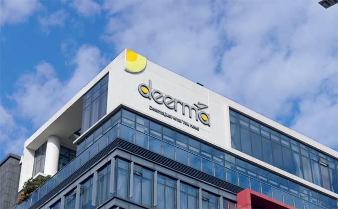 के बारे में नवीनतम कंपनी का मामला हजारों कर्मचारियों वाला एक बड़ा कार्यालय क्षेत्र, तुरंत "शांत"? — डियरमा का ग्लॉवॉल साइलेंट बूथ अभ्यास