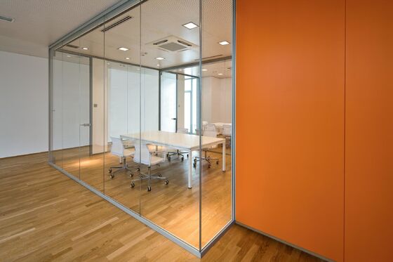 Clear Office Partition for Good Soundproof Hot Sale Simple Design Partition Wall